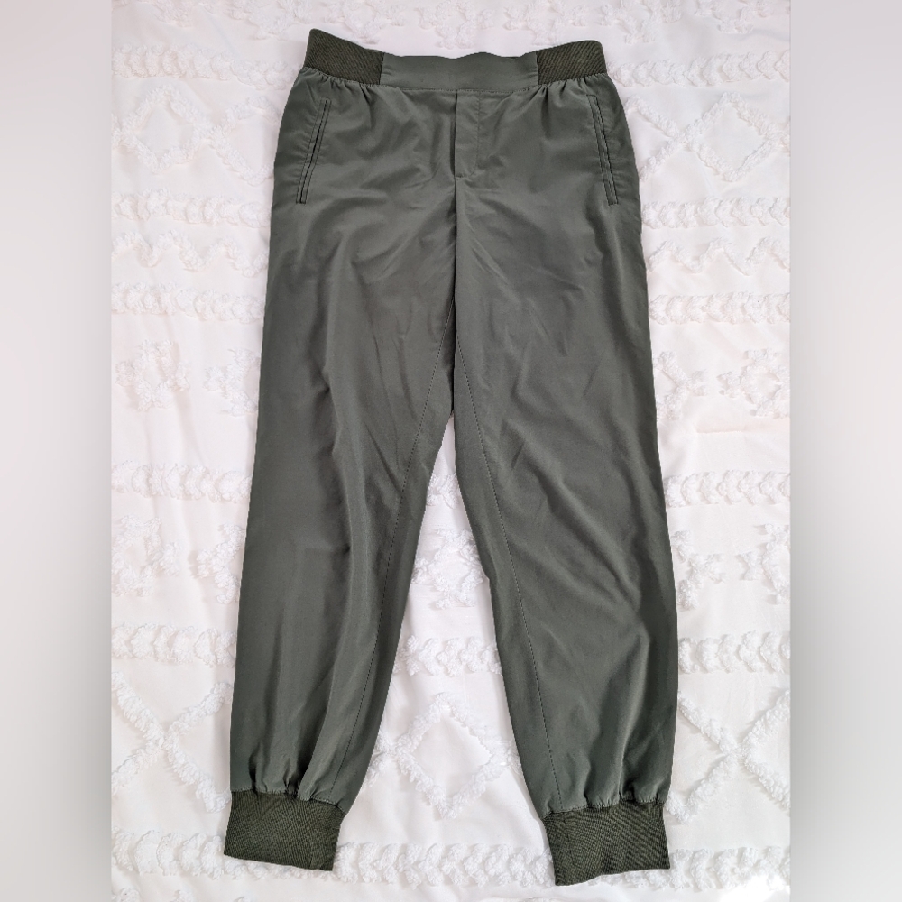 Banana Republic Olive Green Joggers Size Small